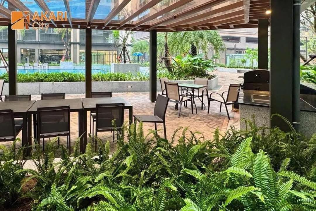 Ho Chi Minh Apartment *